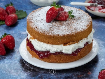 Victoria cake