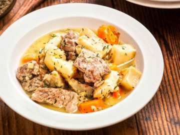 Χοιρινό λεμονάτο