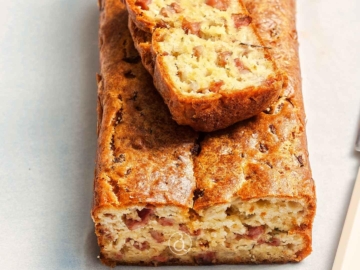 Αλμυρό κέικ με λουκάνικα