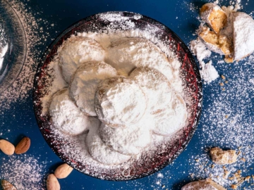 Κουραμπιέδες με αγνό βούτυρο