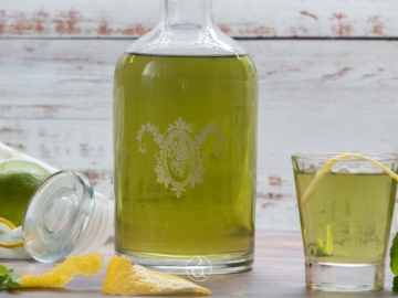 Λικέρ λεμόνι με λάιμ