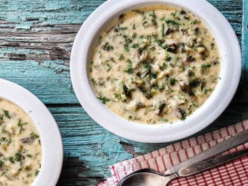 Πεντανόστιμη μαγειρίτσα με κεφαλάκι