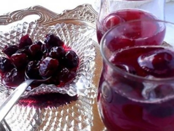 Βύσσινο γλυκό και σπιτική βυσσινάδα