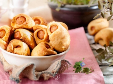 Λουκανικοπιτάκια