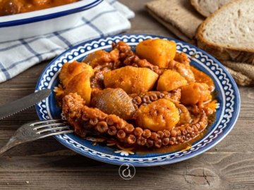 Χταπόδι με πατάτες