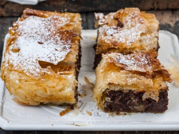 Μπουγάτσα σοκολάτας