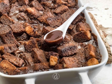 Πουτίγκα με ψωμί (Bread and butter pudding)