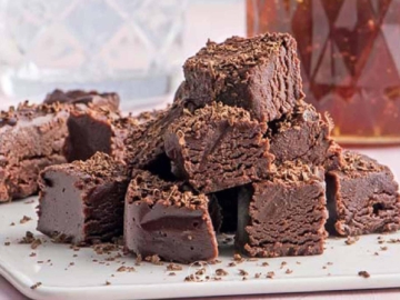 Νηστίσιμα brownies χωρίς ψήσιμο