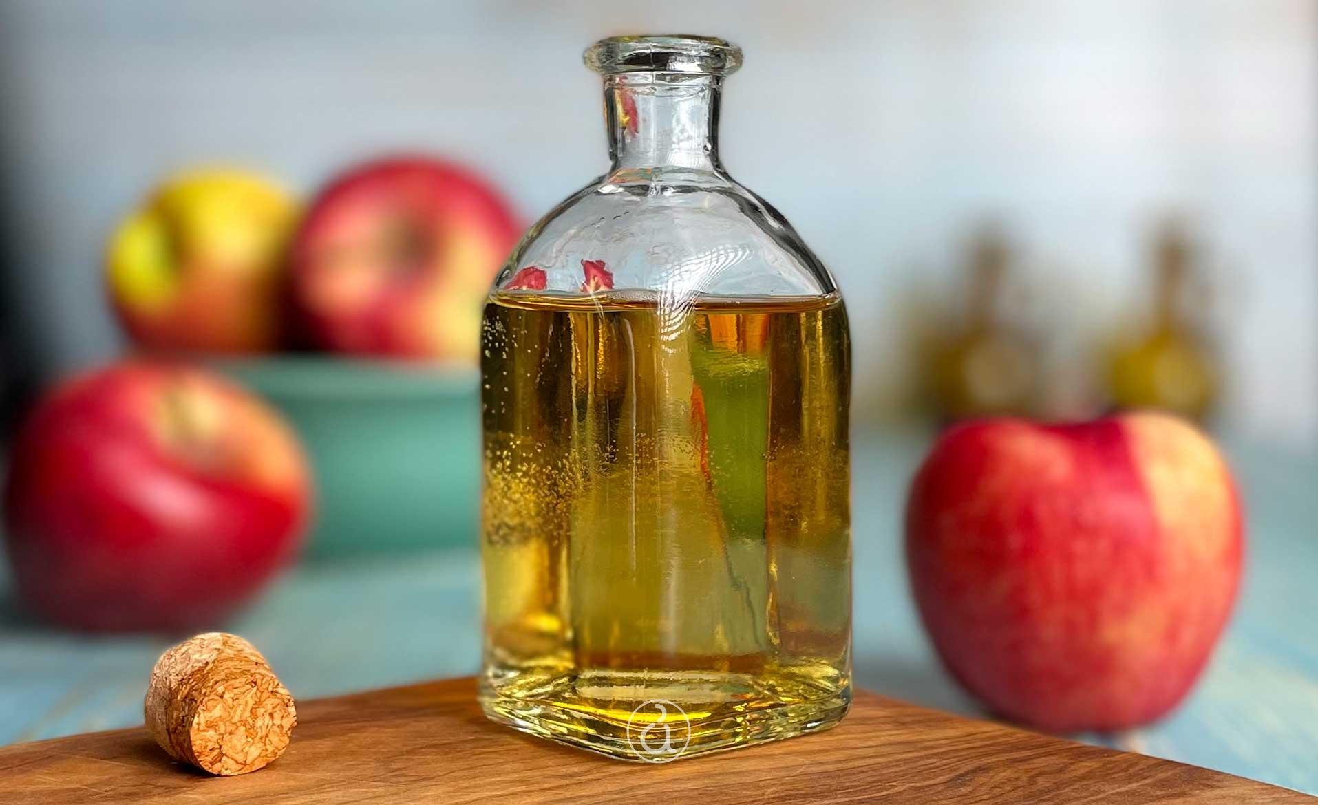 12 τρόποι να χρησιμοποιήσουμε το μηλόξυδο