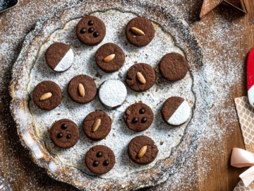 Κουραμπιέδες με σοκολάτα