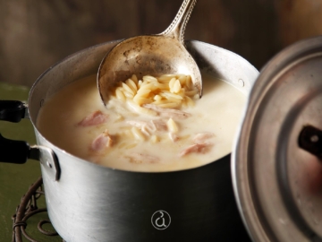 Κοτόσουπα με κριθαράκι