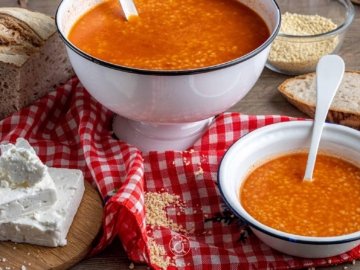 Τραχανάς σούπα με ντομάτα