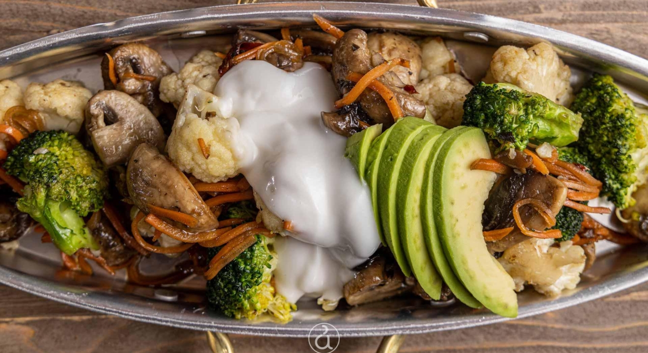 ζεστή σαλάτα λαχανικών