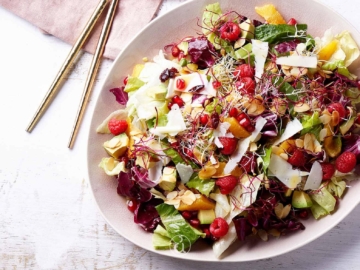 Σαλάτα με ρόδι και πορτοκάλι