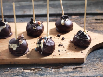 Γλειφιτζούρια σοκολάτας με πραλίνα και μπισκότο