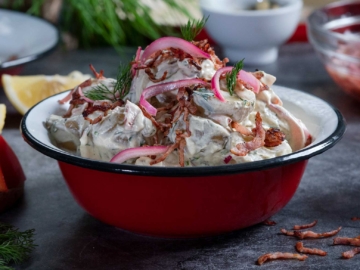 Θεική πατατοσαλάτα με φρέσκο τυρί κρέμα