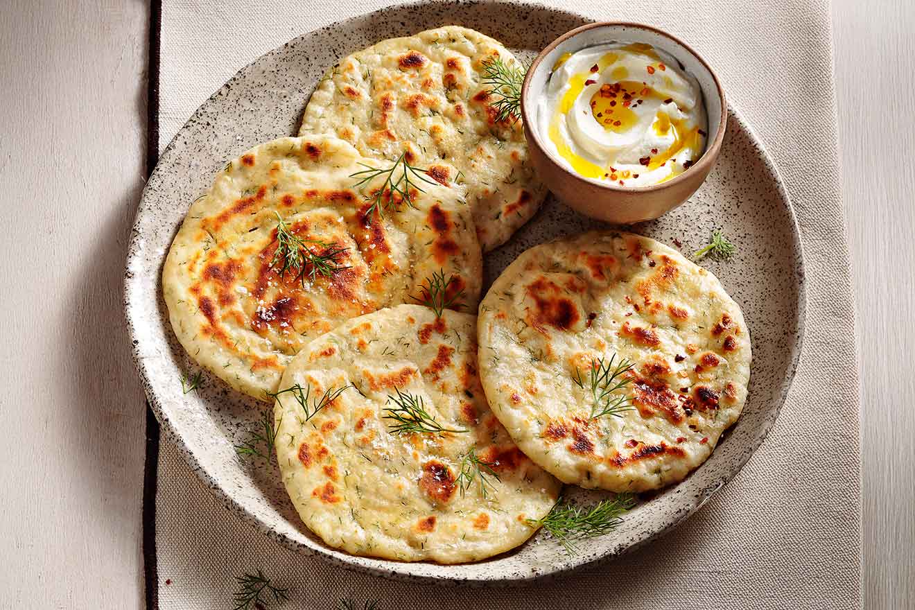 Πιτάκια με γιαούρτι και αλεύρι