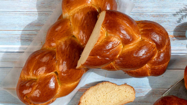 Τσουρέκια αφράτα