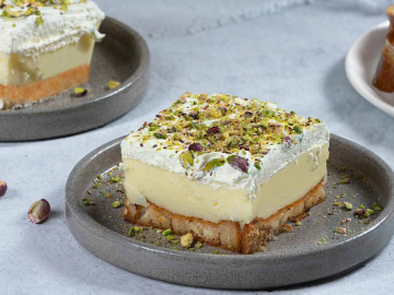 Εκμέκ με τσουρέκι