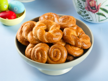 Σπιτικά πασχαλινά κουλουράκια