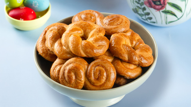 Σπιτικά πασχαλινά κουλουράκια