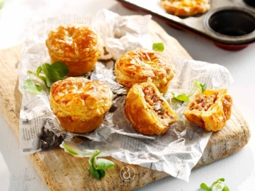 Λουκανικόπιτα