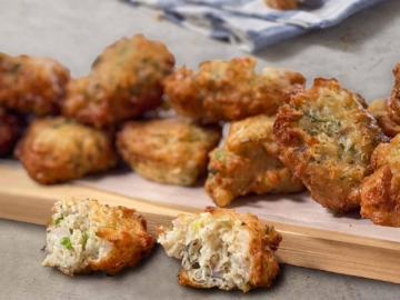 Κρεμμυδοκεφτέδες