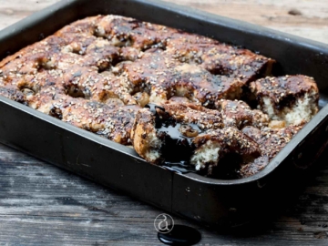 Γλυκό με πετιμέζι: Παριανό πρωτοφούρνι