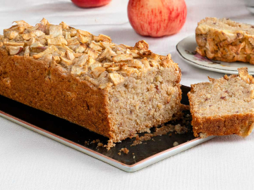 Εύκολο κέικ μήλου νηστίσιμο