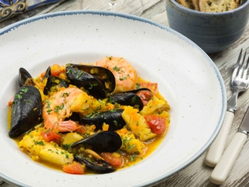 Μπουγιαμπέσα