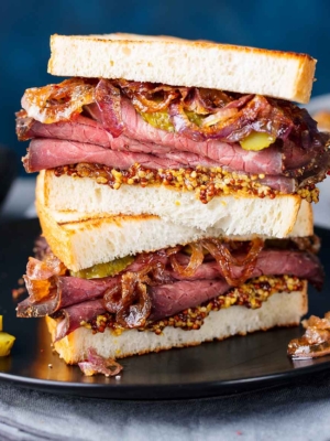 Παστράμι σάντουιτς