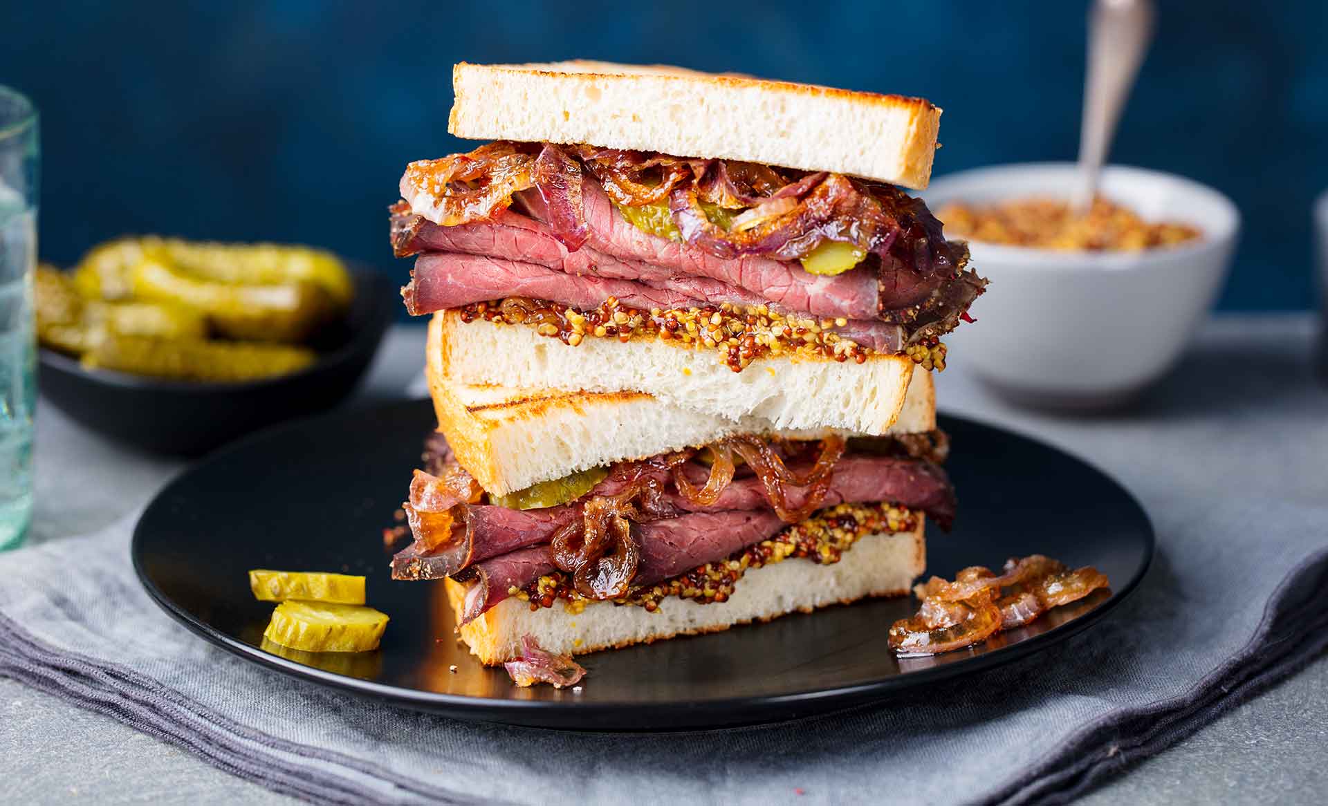 pastrami sandwich - σαντουιτσ με παστραμι