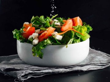 Οι 4 πιο διάσημες σαλάτες στον κόσμο