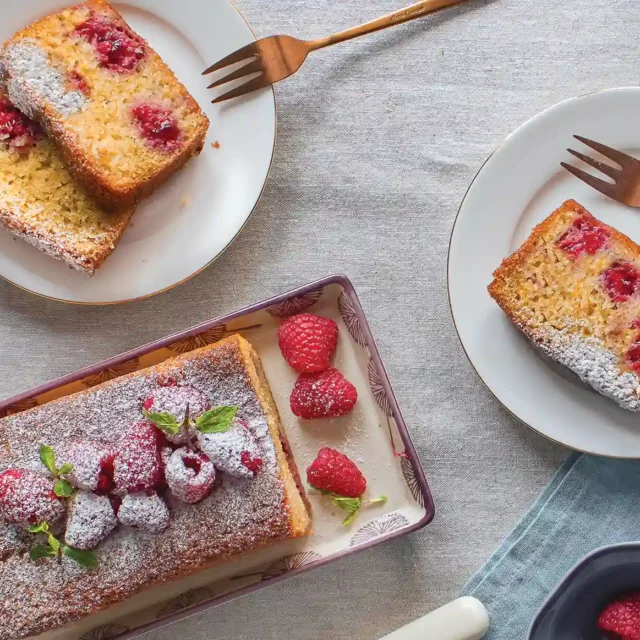 Κέικ λάιμ με βατόμουρα