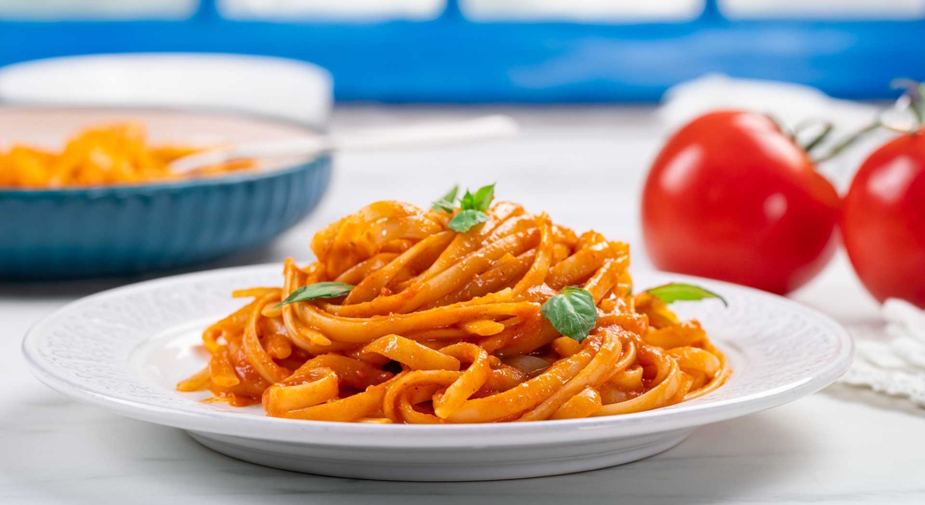 Σάλτσα pomodoro με μακαρόνια