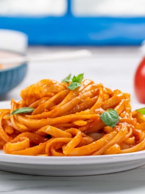 Σάλτσα pomodoro με μακαρόνια
