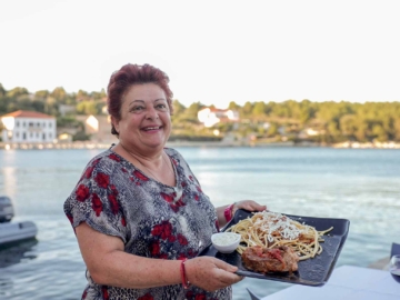 Κεφαλονίτικο τράγιο με χοντρό μακαρόνι