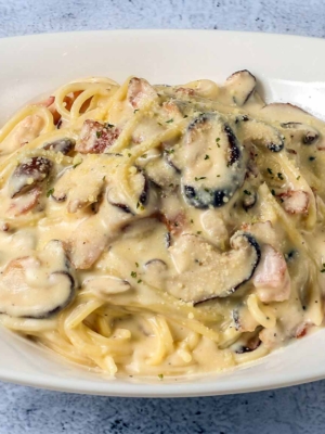 Καρμπονάρα με κρέμα γάλακτος