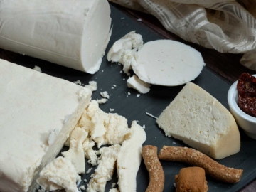 Πως φτιάχνουμε την τέλεια πιατέλα τυριών