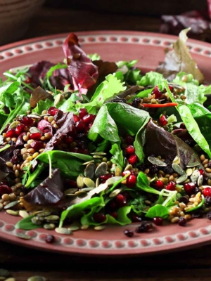 Σαλάτα με άγριο ρύζι και σιτάρι