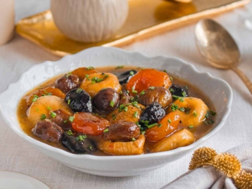 Αποξηραμένα φρούτα σωτέ με κάστανα