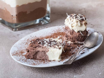 Μους τριπλής σοκολάτας