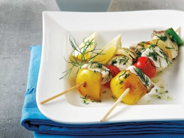 Σουβλάκι ξιφία με λαχανικά