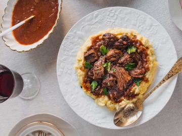 Μοσχάρι σιδηρόδρομος κοκκινιστό