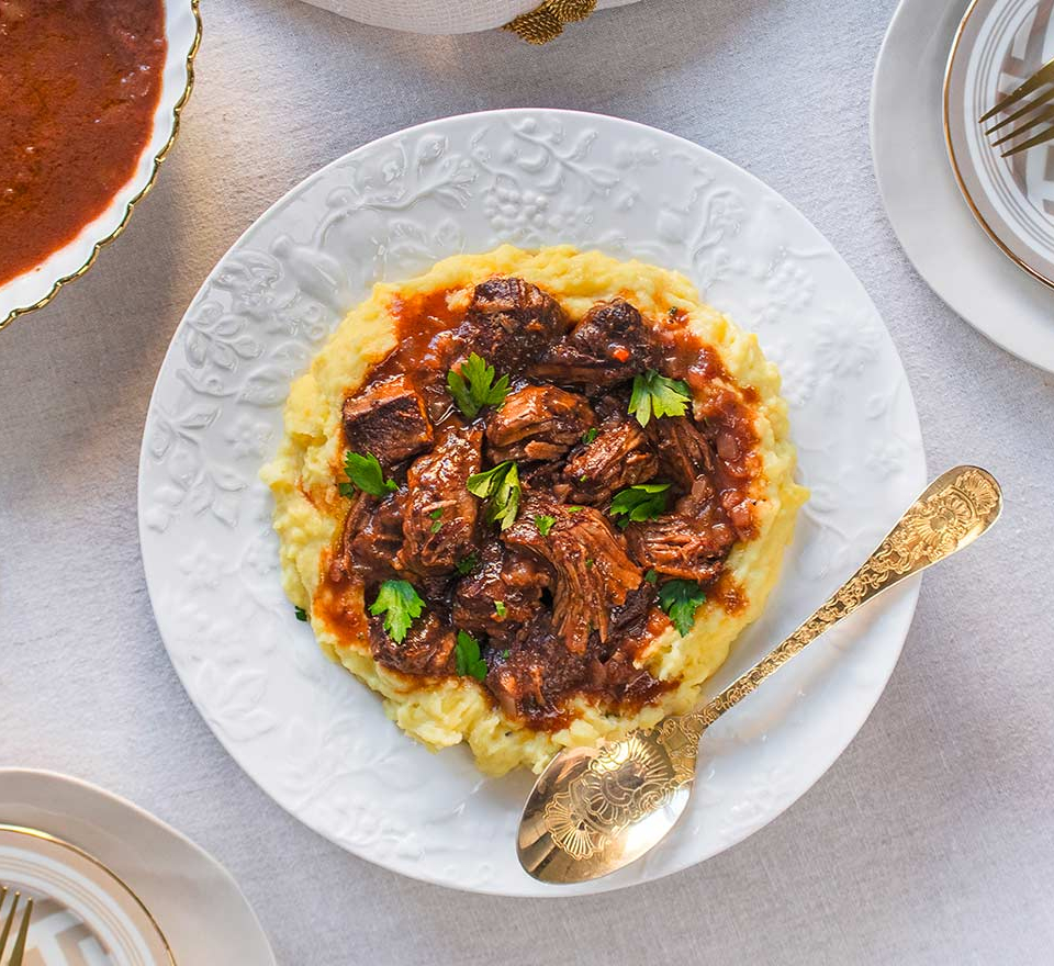 μοσχαρι σιδηροδρομοσ κοκκινιστο