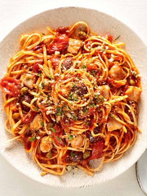 Φιλέτο ψαριού με πικάντικα μακαρόνια