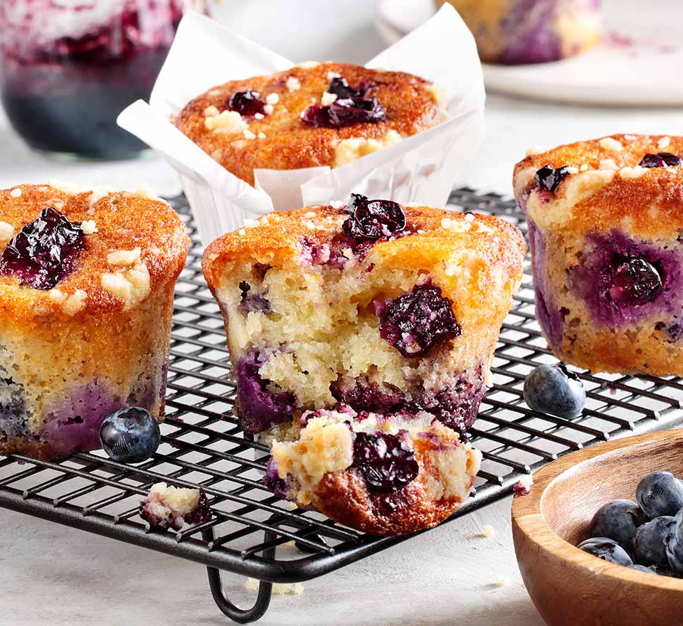 blueberry muffins - φρεσκα μυρτιλα
