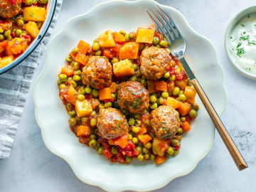 Ραγού λαχανικών με κεφτεδάκια