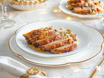 Γαλοπούλα φιλέτο με πορτοκάλι και αρωματικό βούτυρο