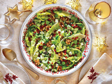 Σαλάτα με ξινόμηλο και κρεμώδες ντρέσινγκ πορτοκαλιού